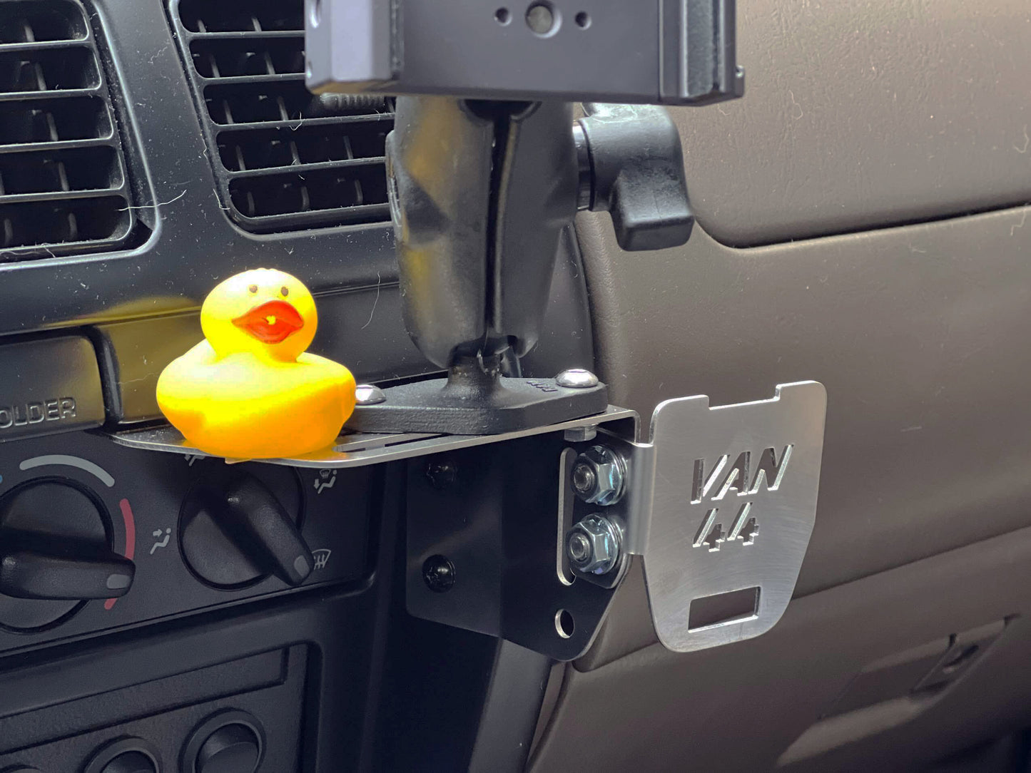 1996-2002 Toyota 4Runner Centre Console Mount