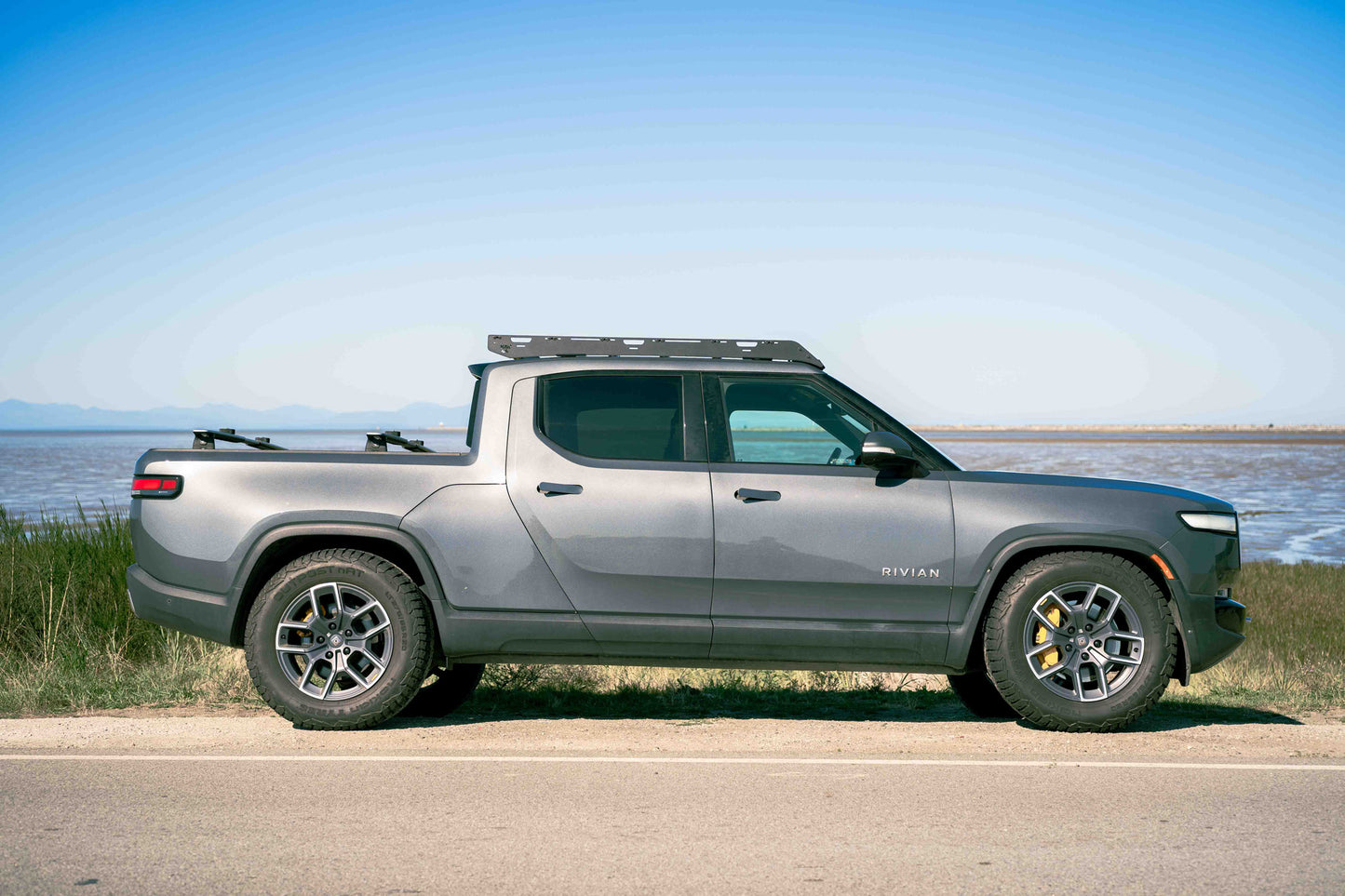 2022-2025 Rivian R1T Roof Rack
