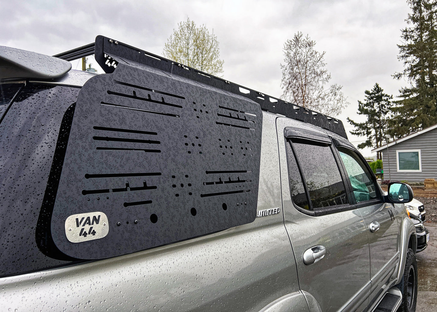 2000-2007 Toyota Sequoia Roof Rack & Panel Combo